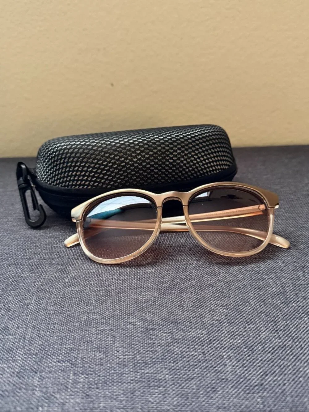 Champagne Round Sunglasses (with Free Case!)
